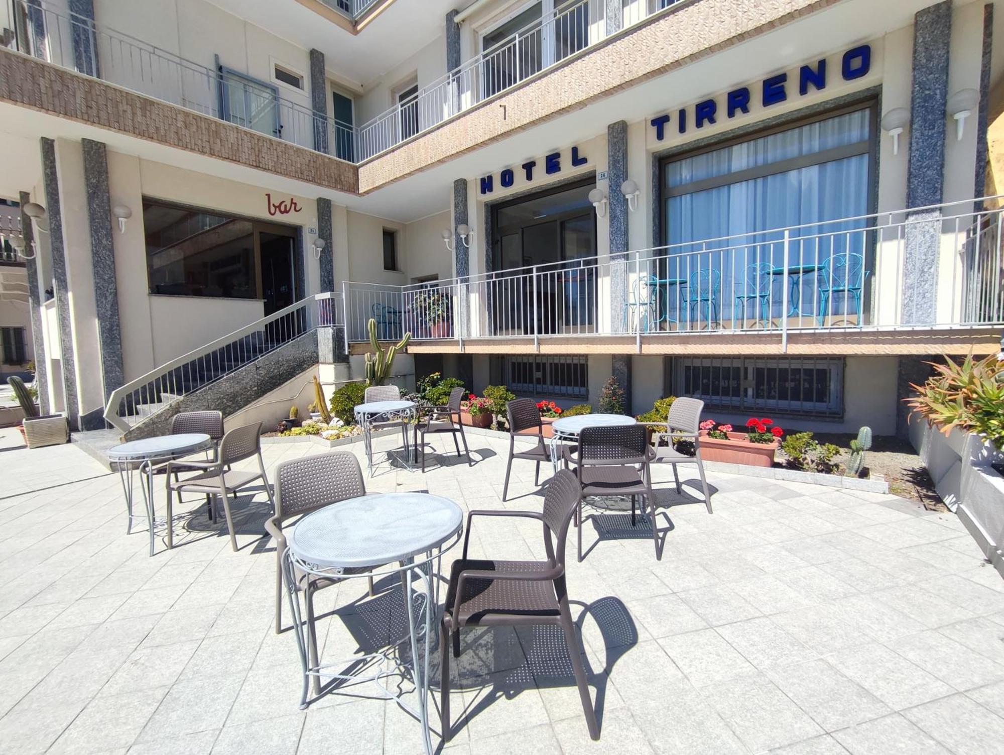 Hotel Tirreno Αλάσιο Εξωτερικό φωτογραφία