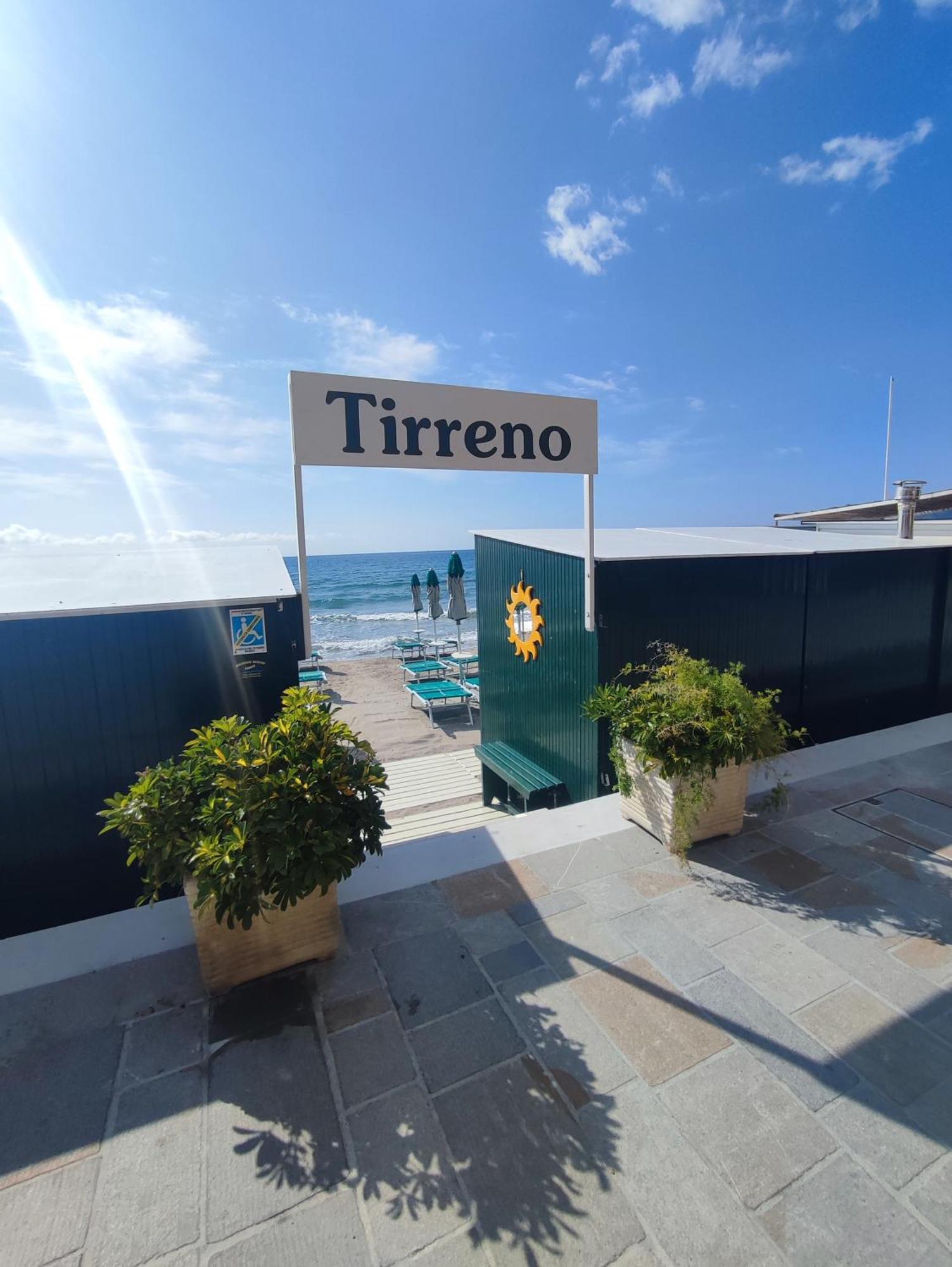 Hotel Tirreno Αλάσιο Εξωτερικό φωτογραφία